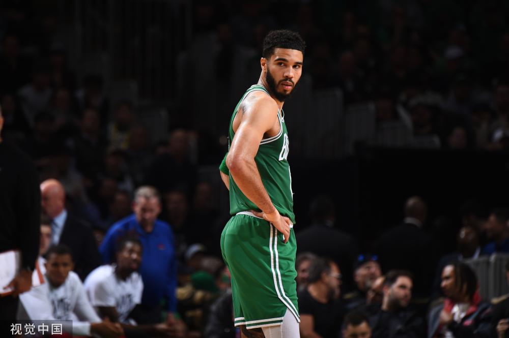 了他的个人 了他的个人