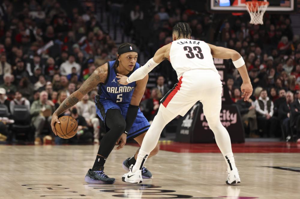 充满智慧的 充满智慧的